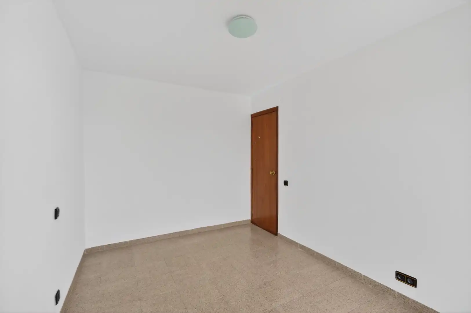 Habitación de Piso en venta en Alicante / Alacant con Terraza y Piscina