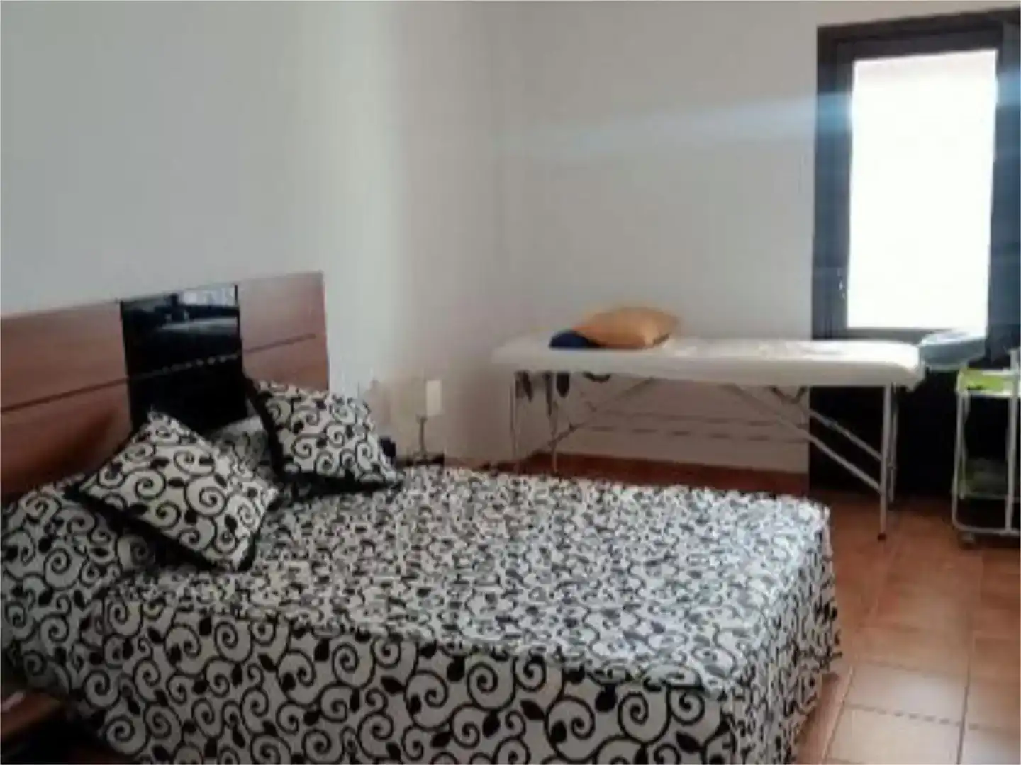 Dormitori de Pis en venda en Rubielos de Mora amb Aire condicionat i Balcó