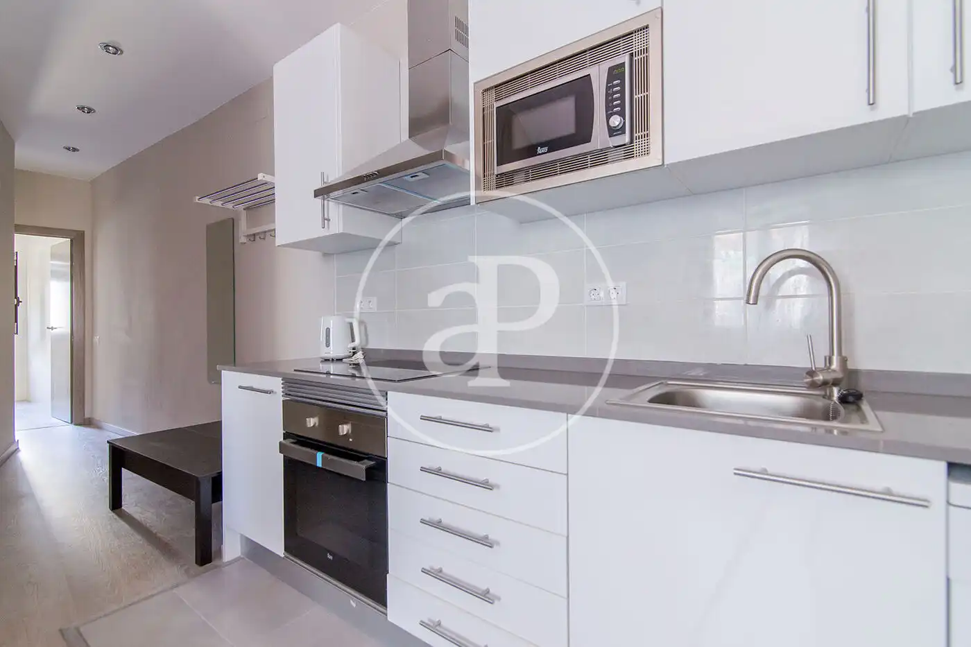 Cocina de Piso en venta en Barcelona con Calefacción, Amueblado y Balcón
