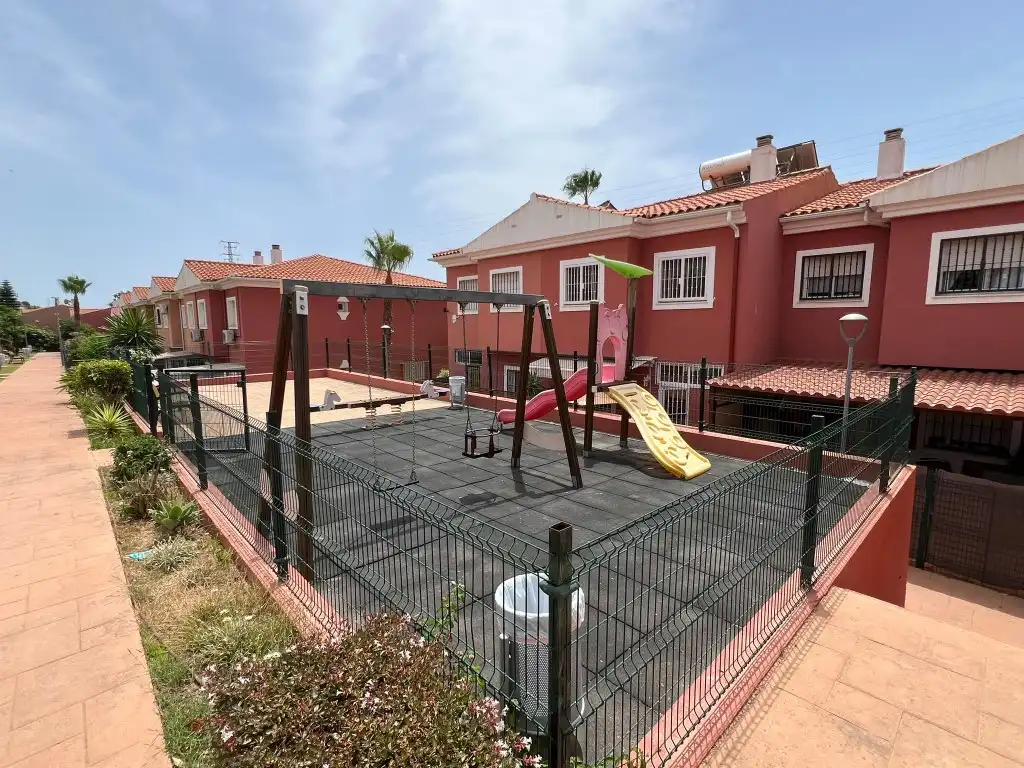 Terraza de Casa o chalet de alquiler en Vélez-Málaga con Terraza, Piscina y Piscina comunitaria