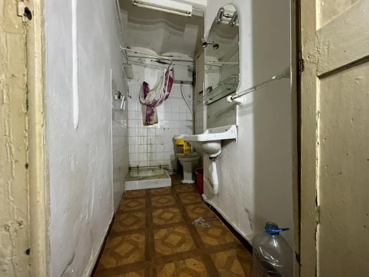 Badezimmer von Wohnung zum Verkauf in Manresa mit Privatgarten