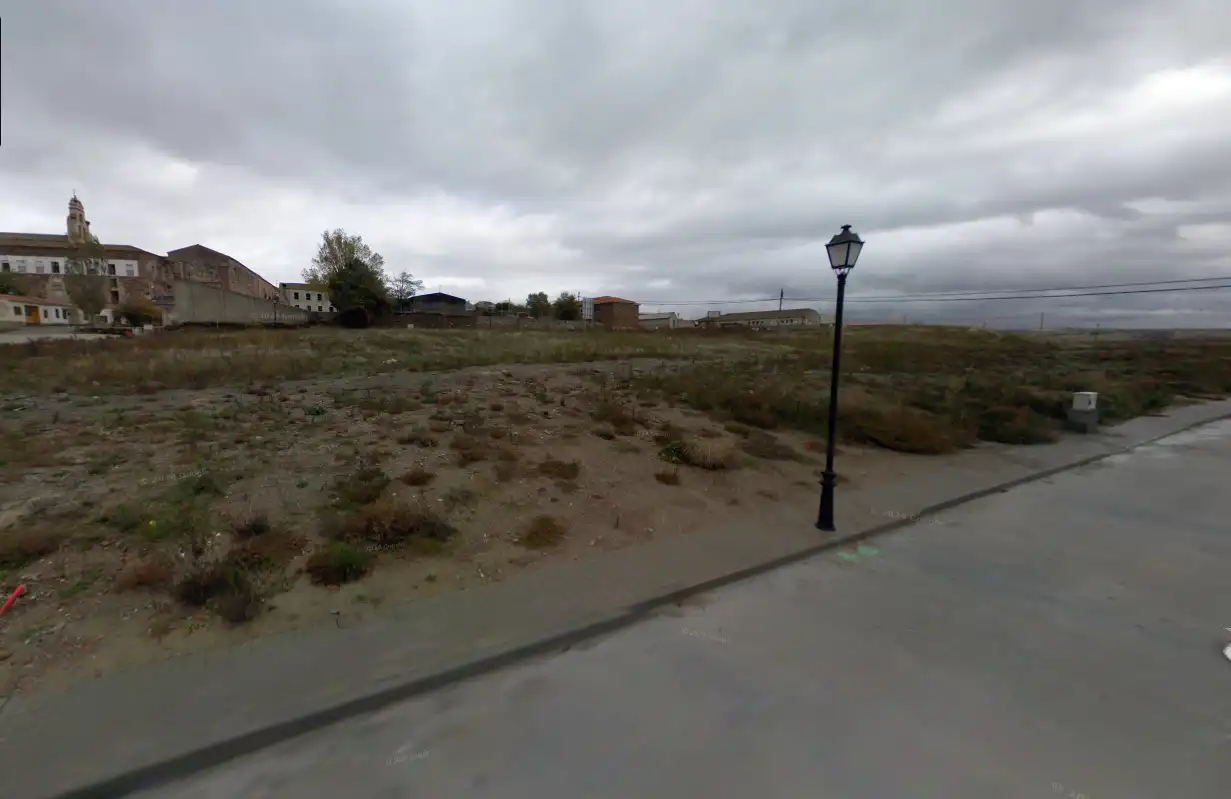 Terreny residencial en venda a Santa María la Real de Nieva, imagen 4