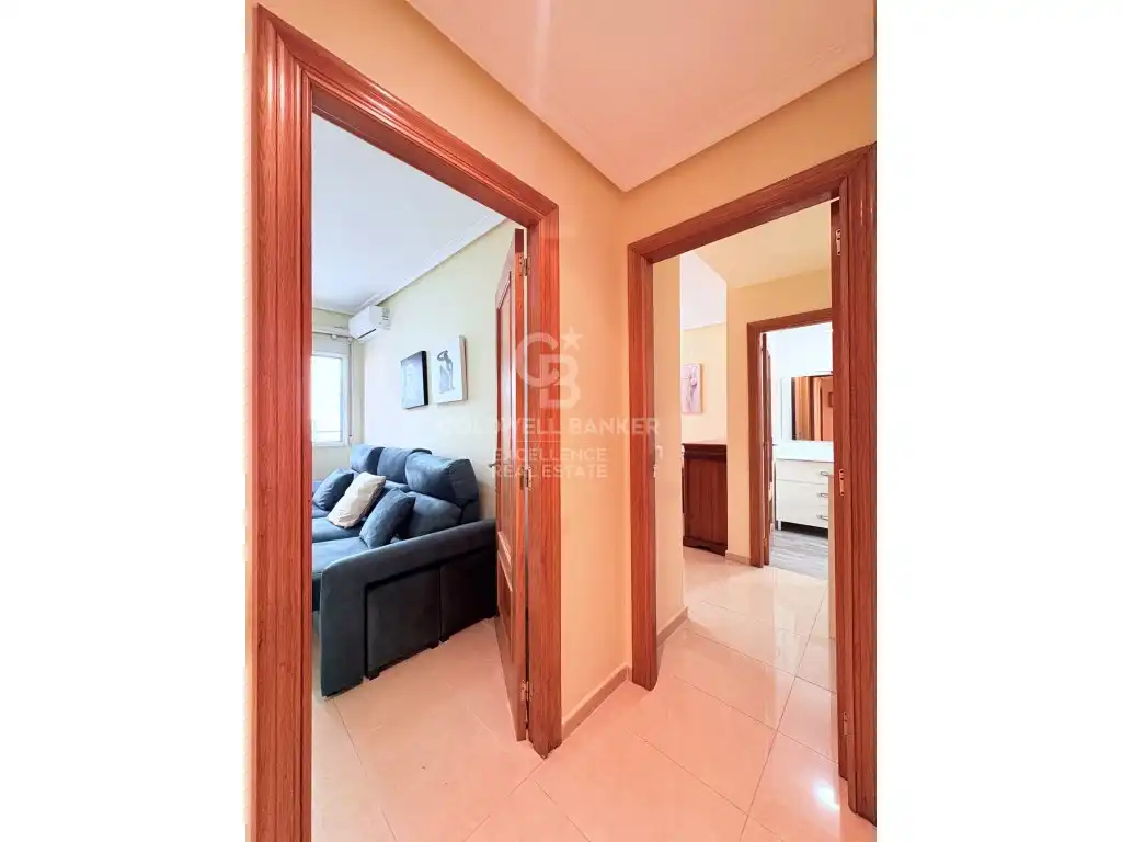 Vista exterior de Piso en venta en Valencia con Aire acondicionado, Terraza y Amueblado