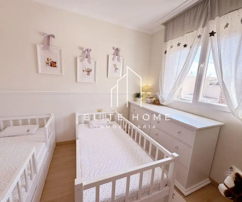 Habitación de Dúplex en venta en Centro  