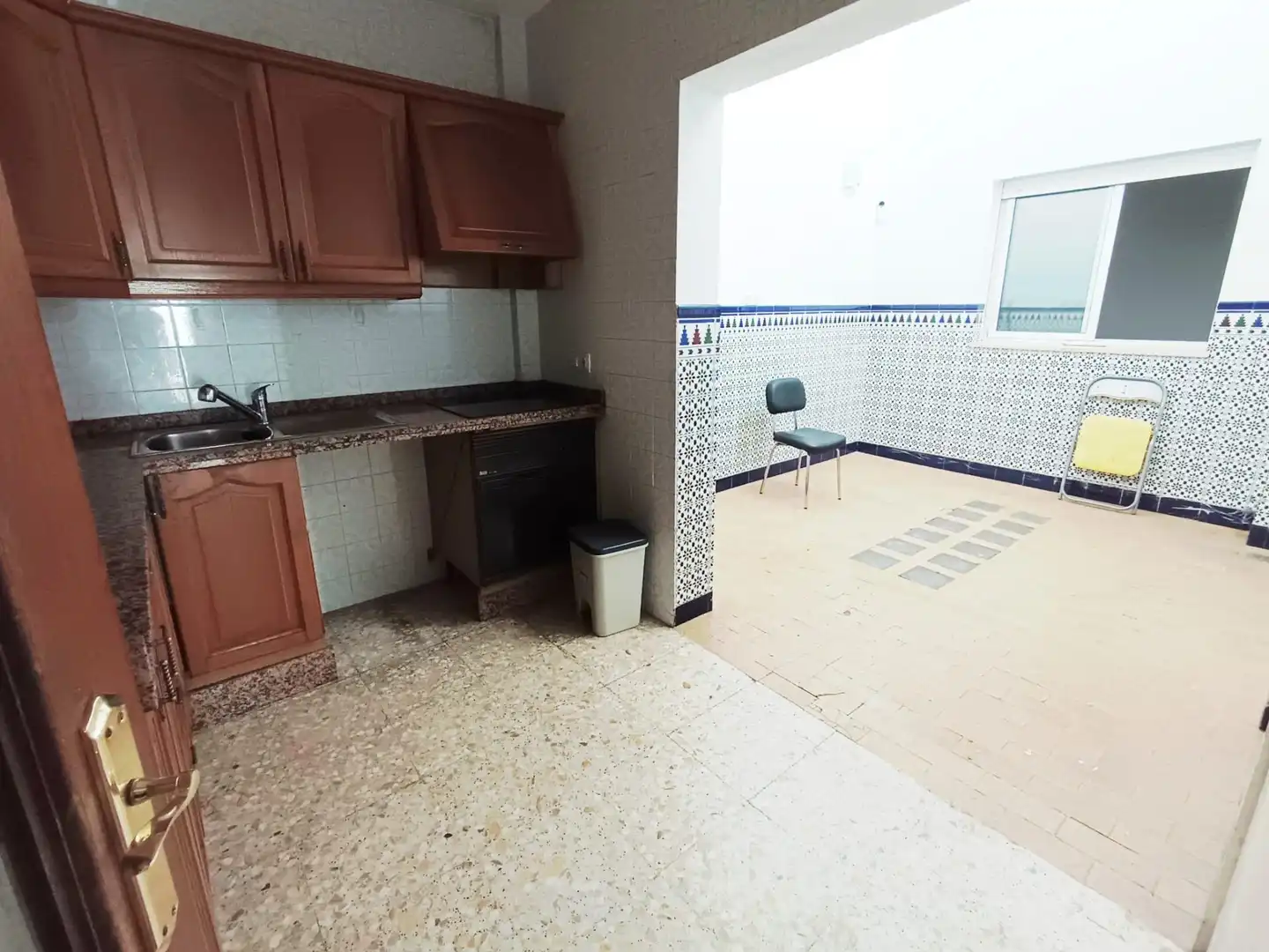 Cuina de Casa o xalet en venda en Córdoba amb Terrassa, Traster i Alarma