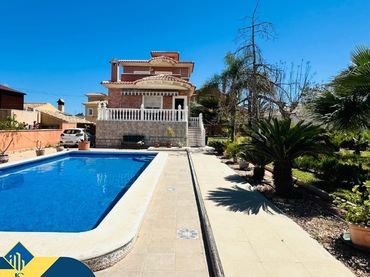 Villa avec piscine à vendre à Los Balcones - Los Altos