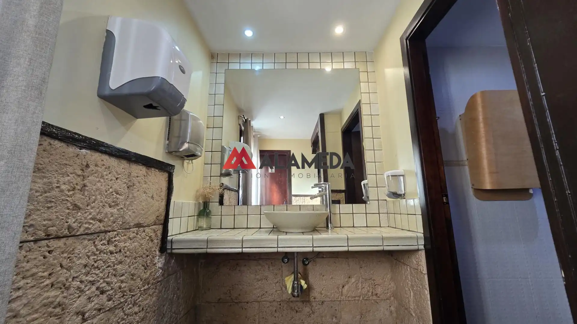 Badezimmer von Gebäude zum Verkauf in Medina Sidonia