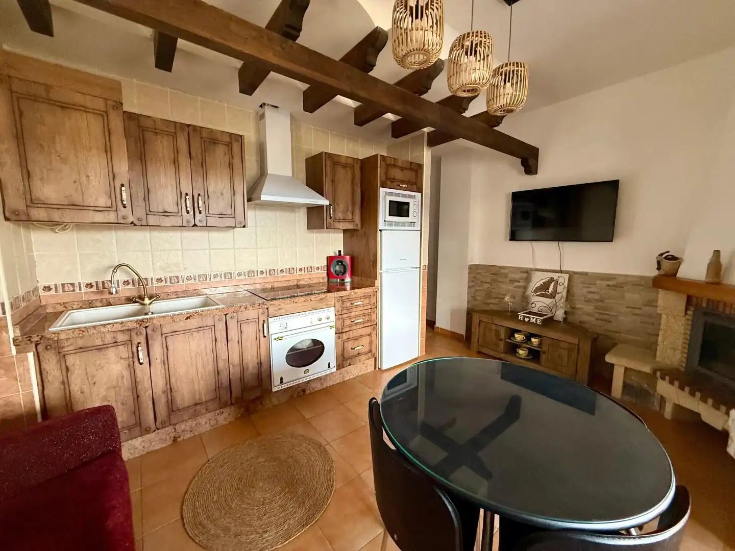 Cocina de Piso en venta en Carataunas con Calefacción, Terraza y Piscina comunitaria
