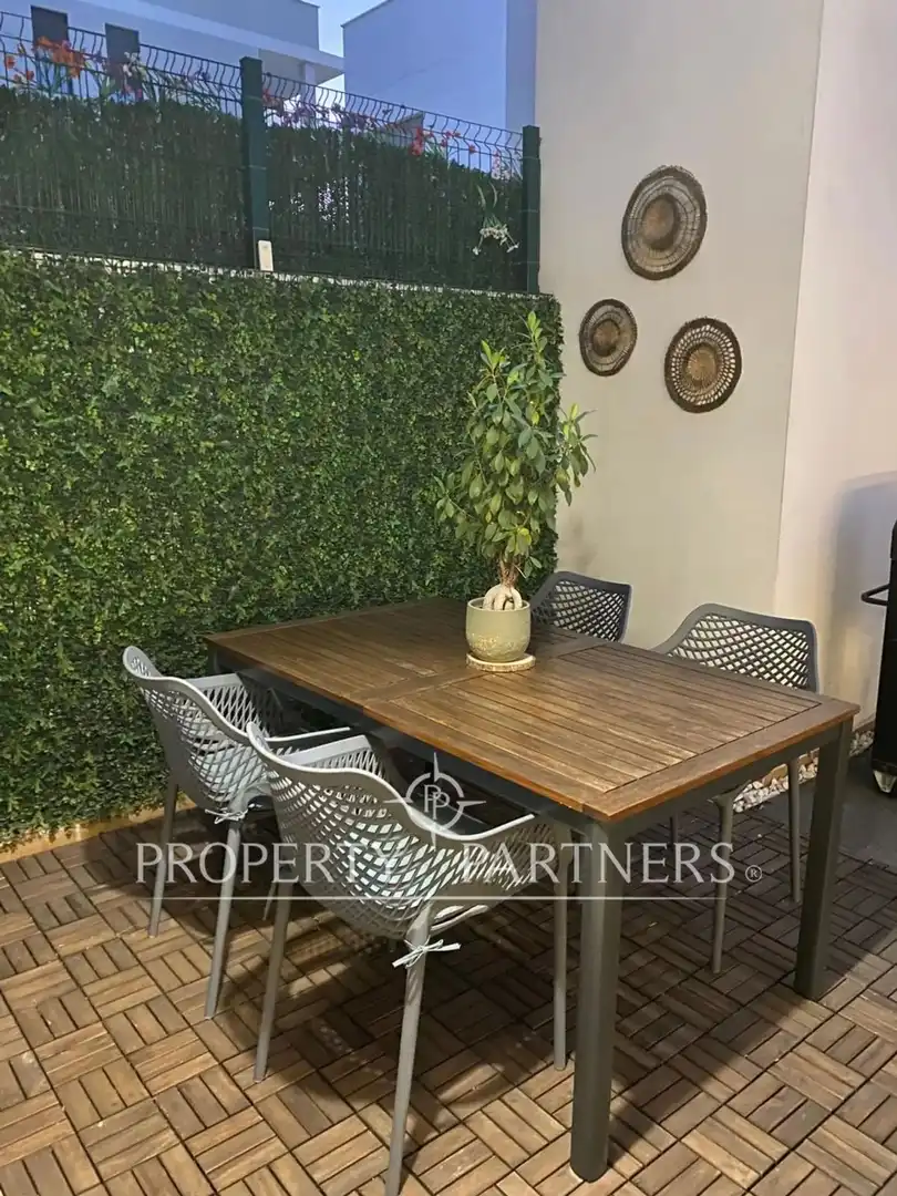 Terraza de Casa adosada en venta en La Pobla de Vallbona con Aire acondicionado, Calefacción y Terraza