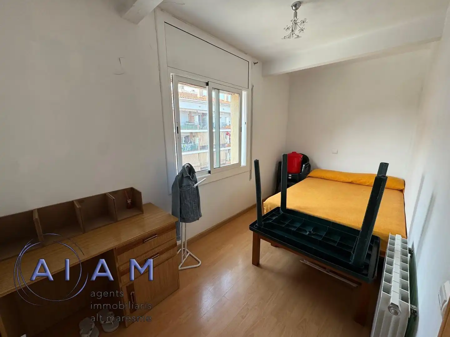 Schlafzimmer von Wohnung zum Verkauf in Pineda de Mar mit Klimaanlage, Heizung und Parkett