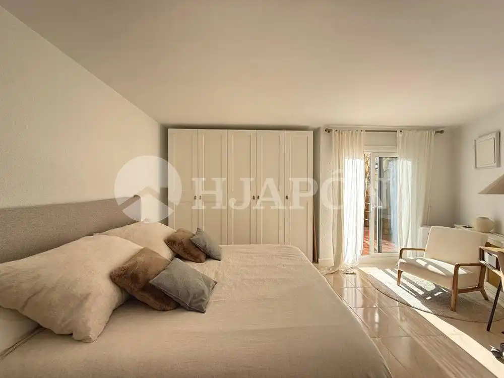 Habitación de Casa o chalet en venta en Alella con Aire acondicionado, Calefacción y Jardín privado