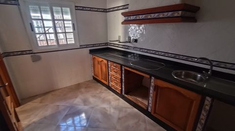 Foto 5 de Casa o chalet en venta en C/ Tomás Bretón, Tocina, Sevilla