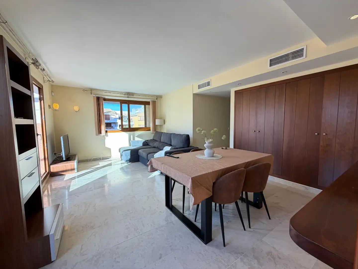 Wohnzimmer von Wohnung zur Miete in Playa del Acequión, Náufragos y Rocío del Mar