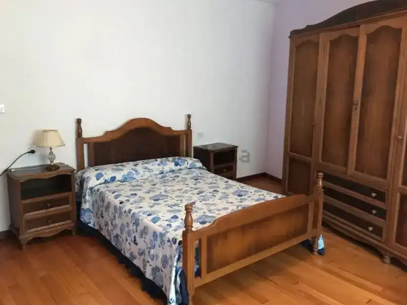Dormitori de Casa adosada en venda en Cuntis amb Traster i Moblat