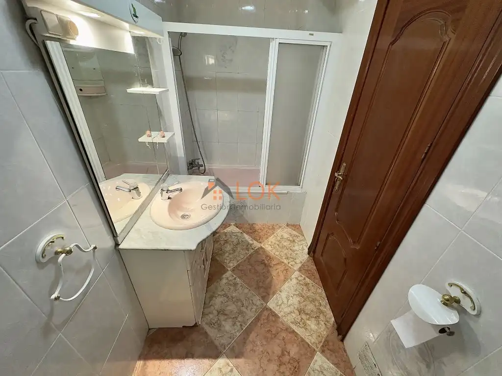 Bathroom of Flat for sale in Málaga
