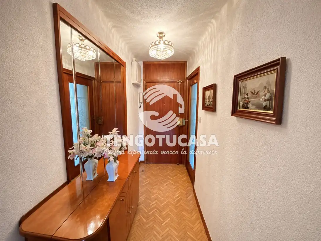 Flat for sale in Madrid  with Air Conditioner and Heating