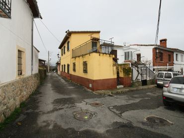 House for sale in Calle la Ronda 1