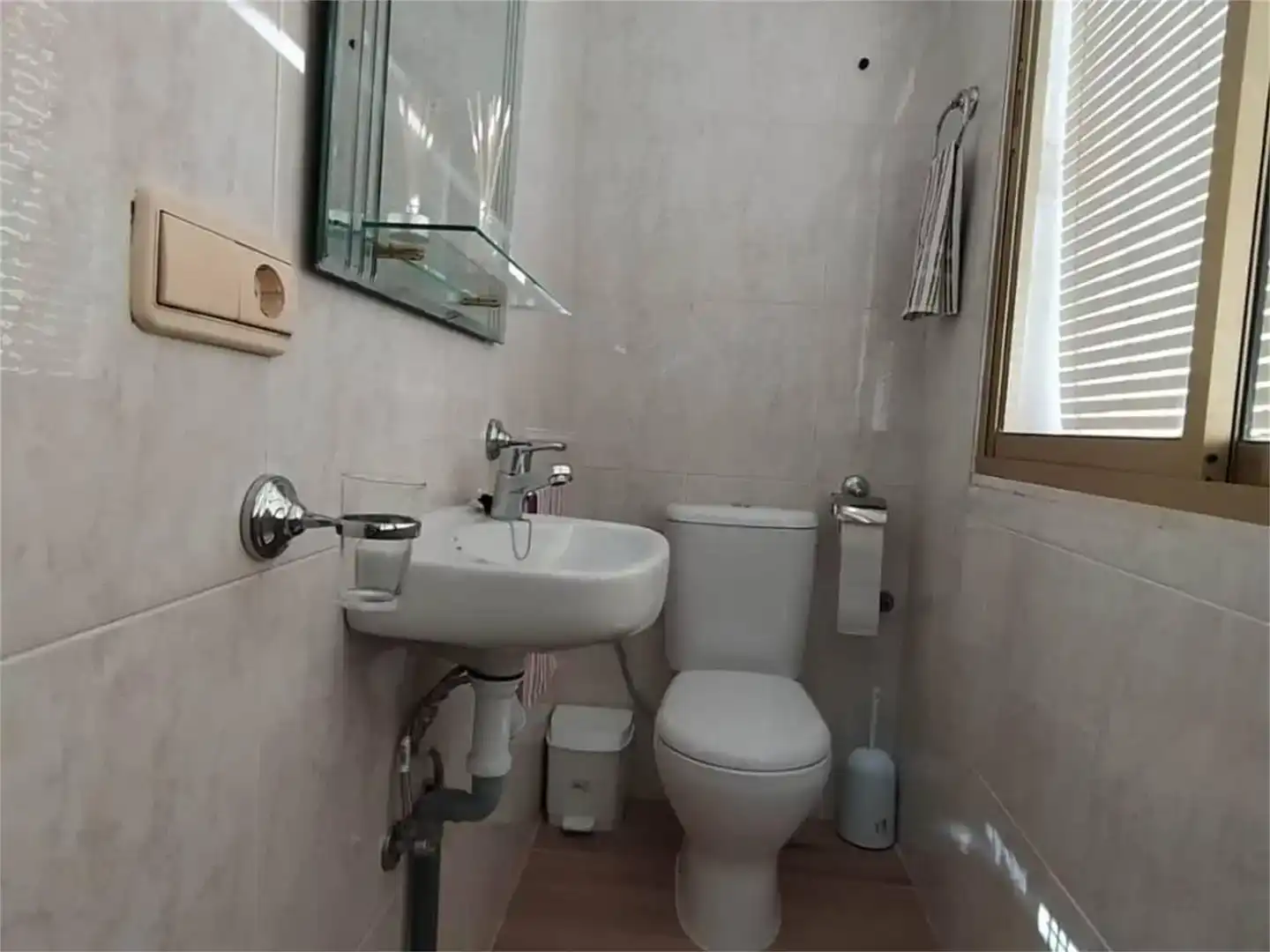 Bathroom of Flat for sale in Úbeda, Jaén