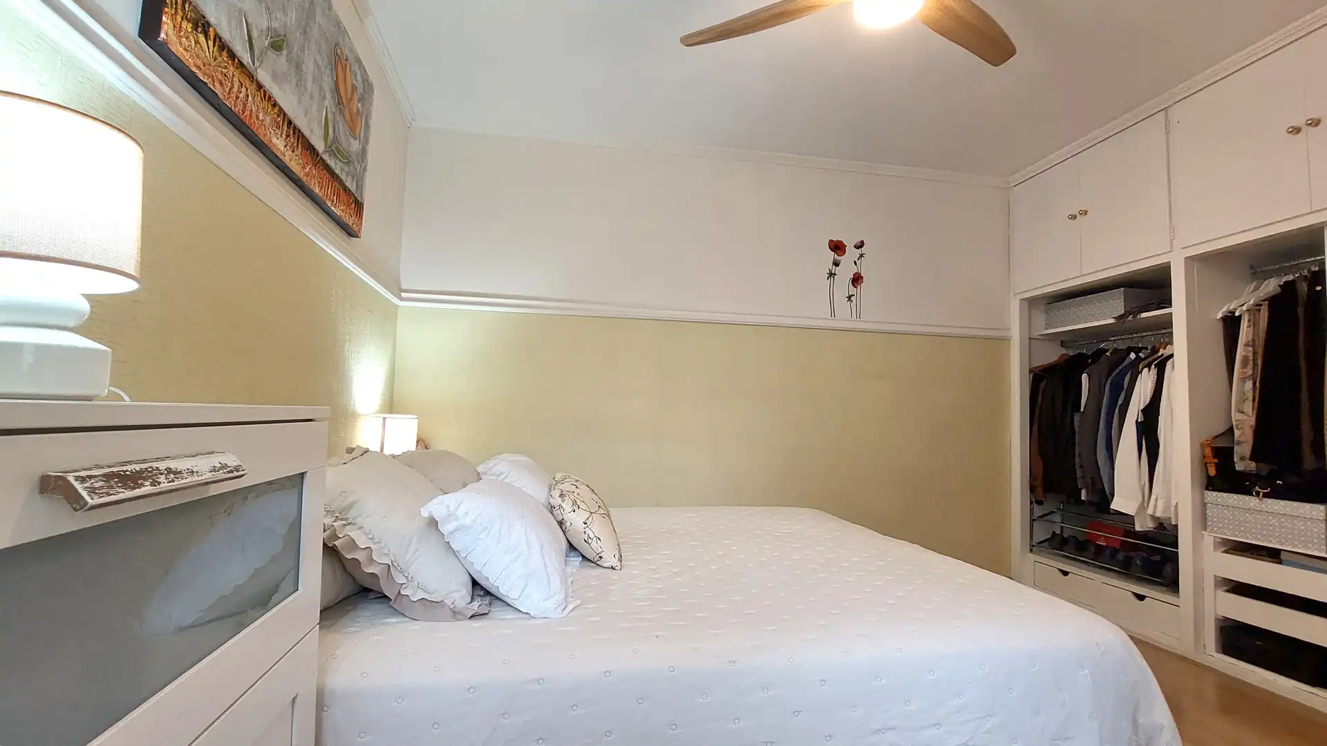 Habitación de Piso en venta en Vic con Calefacción, Parquet y Terraza