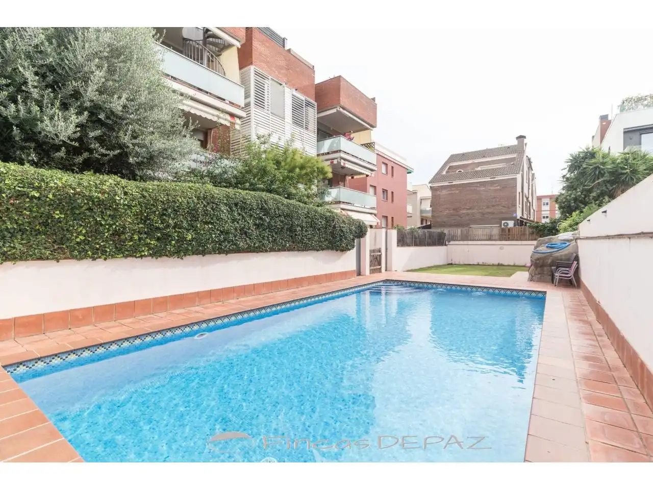 Swimming pool of Flat for sale in Castelldefels  with Air Conditioner, Heating and Parquet flooring