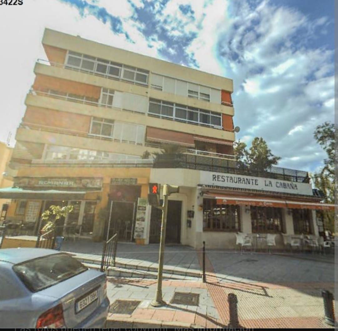 Piso en venta en Avenida General López Domínguez, Los Jardines de Marbella - La Ermita
