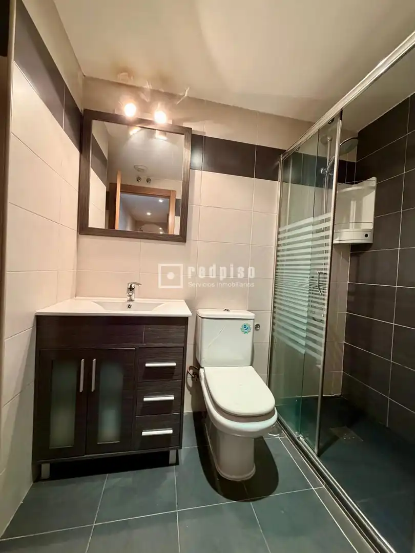 Bathroom of Flat for sale in Villa de Vallecas
