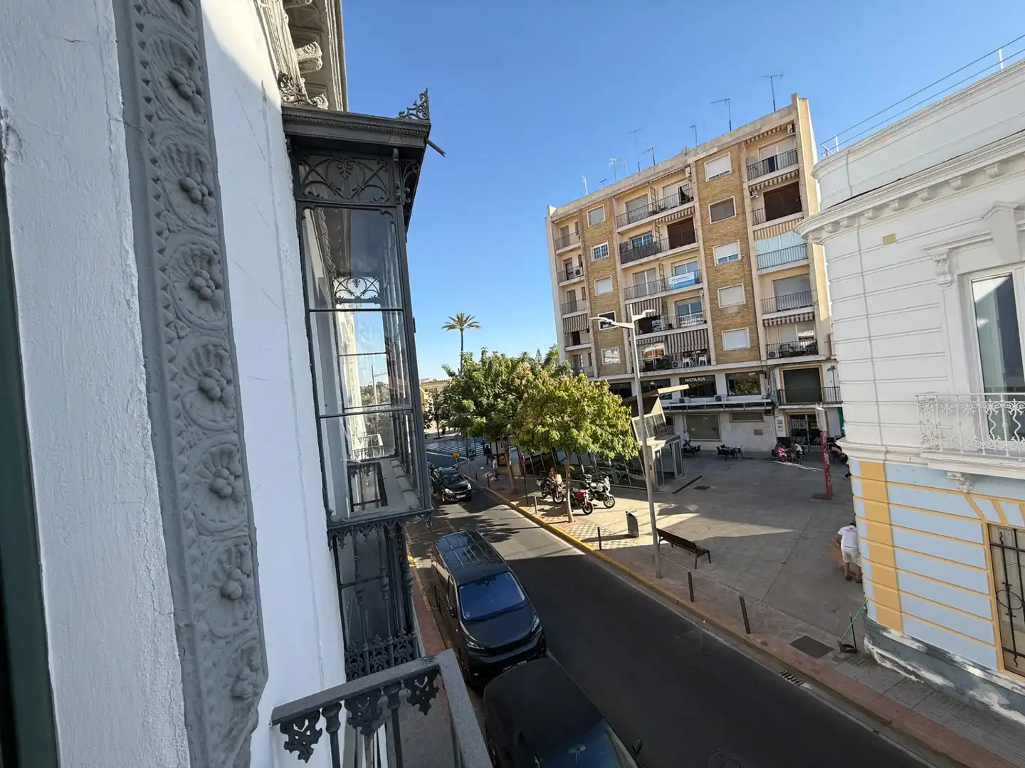 Außenansicht von Gebäude zur Miete in Dos Hermanas