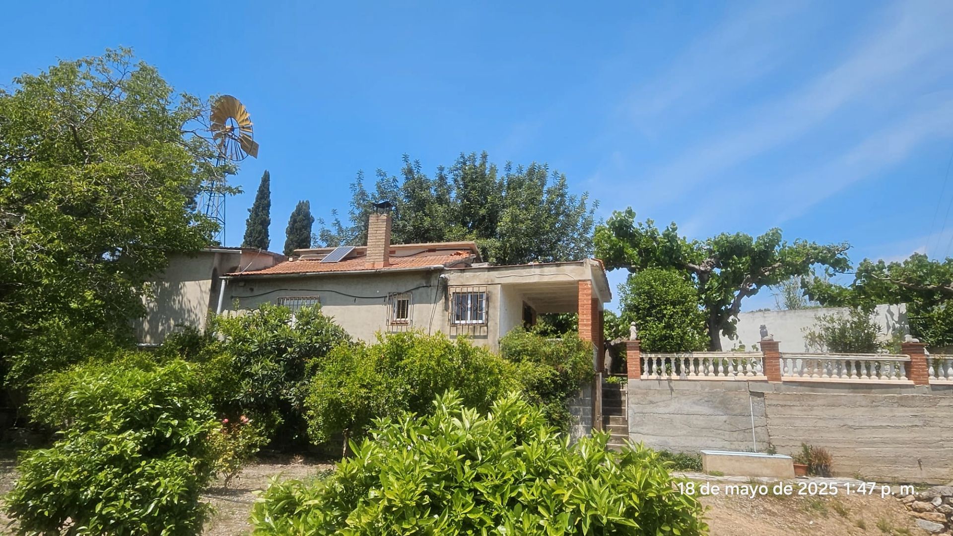 Vista exterior de Finca rústica en venda en Valls amb Piscina i Alarma