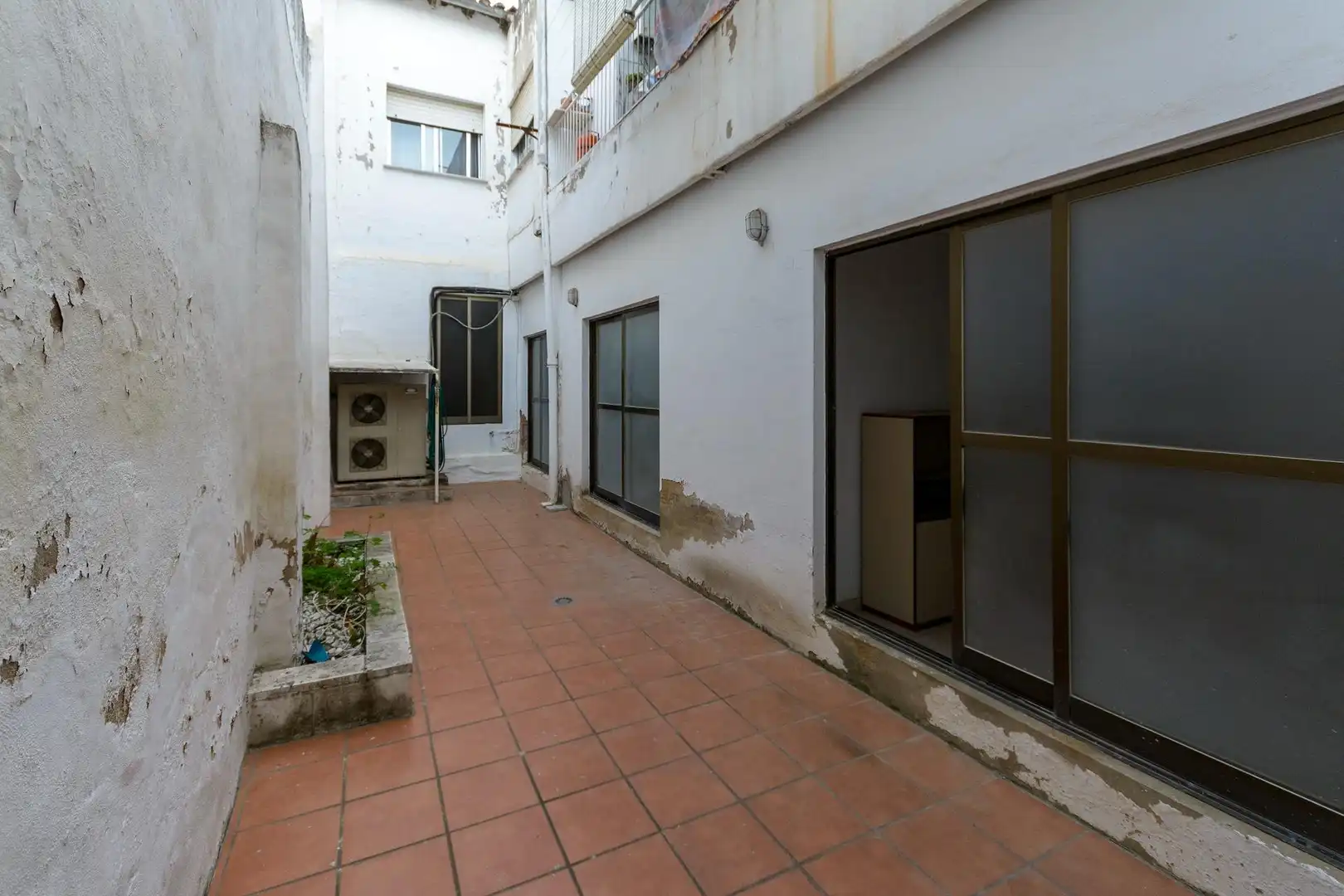 Exterior view of Ground floor for sale in Gandia  with Air Conditioner and Terrace