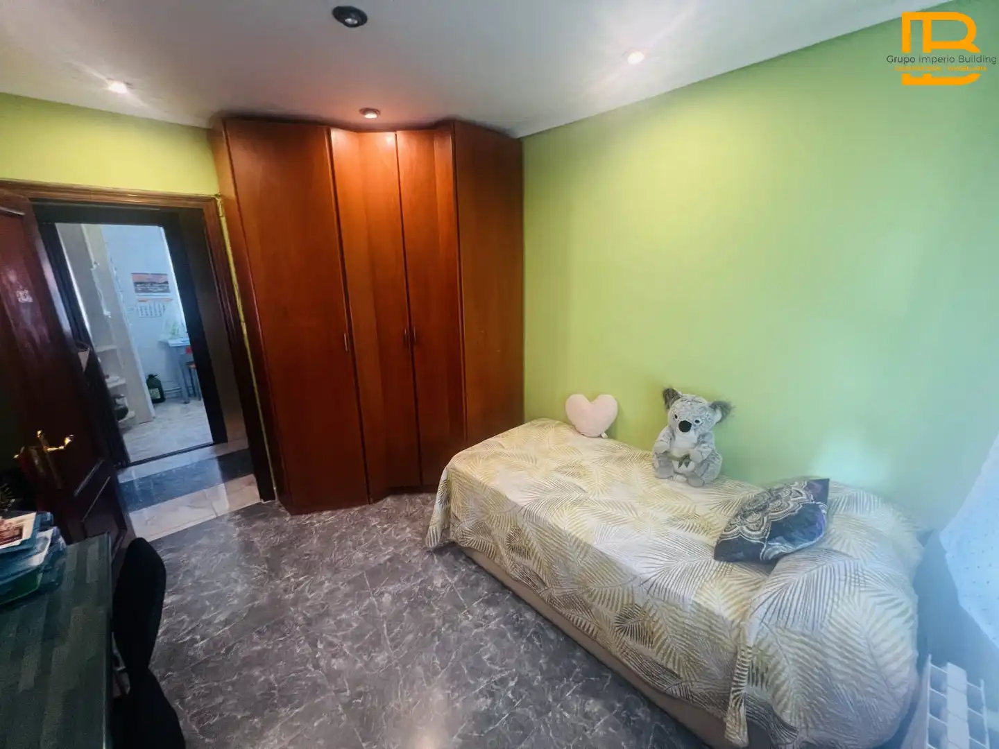 Habitación de Piso en venta en Colindres con Calefacción, Terraza y Amueblado