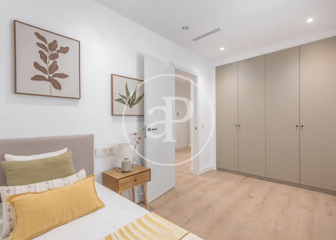 Habitación de Piso en venta en Madrid con Aire acondicionado y Calefacción