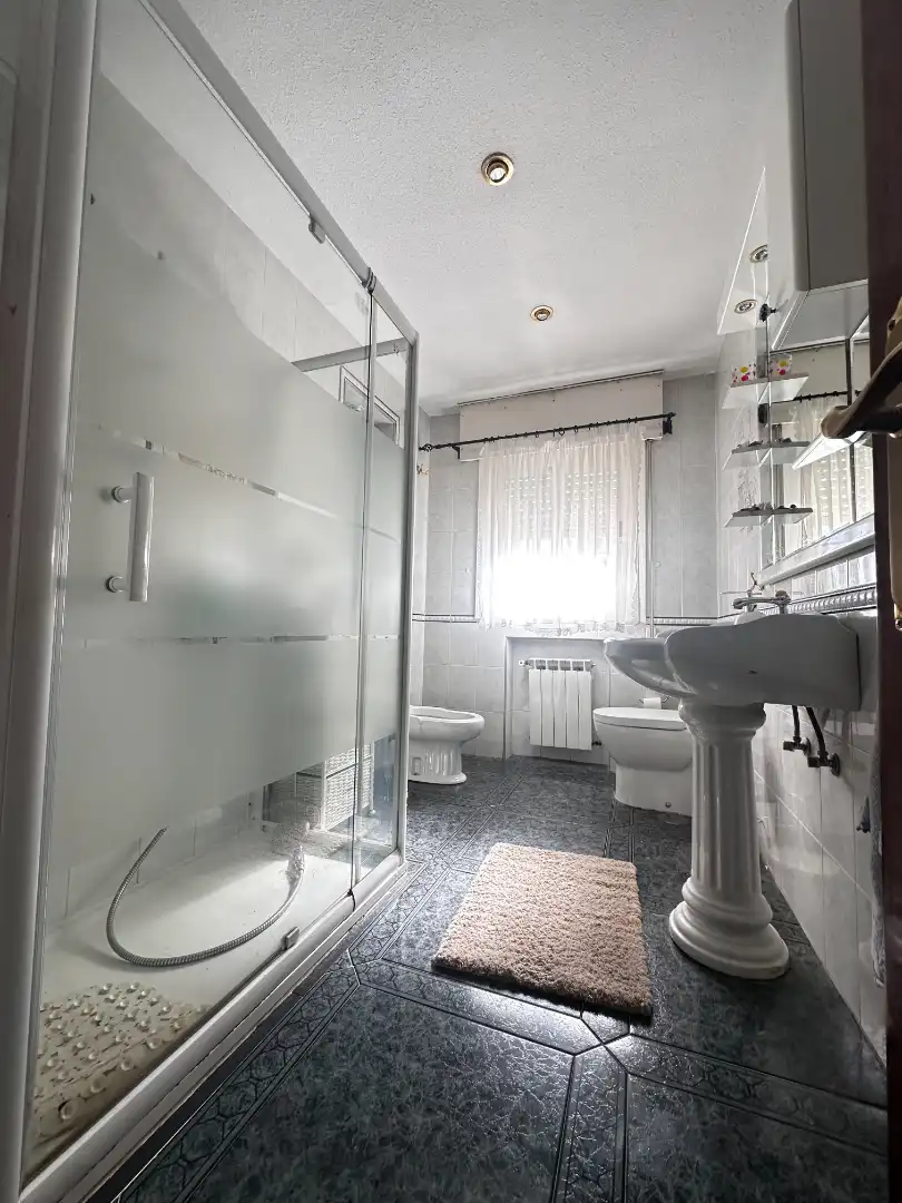 Baño de Casa o chalet en venta en Las Rozas de Madrid con Aire acondicionado, Calefacción y Jardín privado
