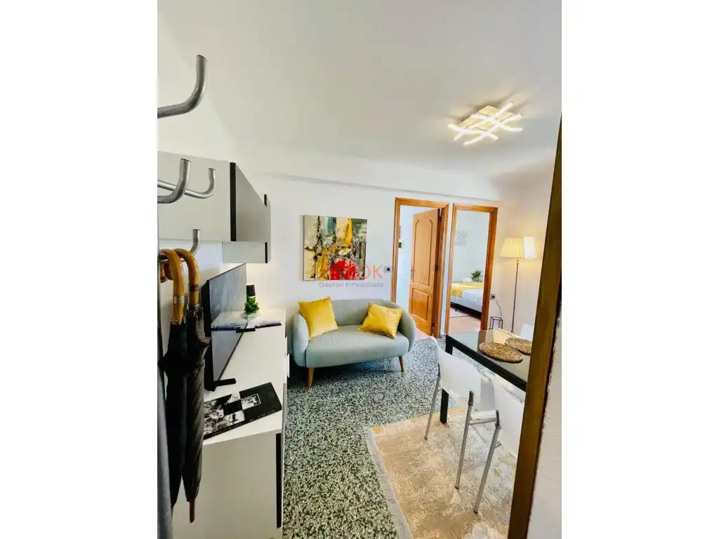 Sala de estar de Piso en venta en Málaga con Aire acondicionado, Terraza y Amueblado