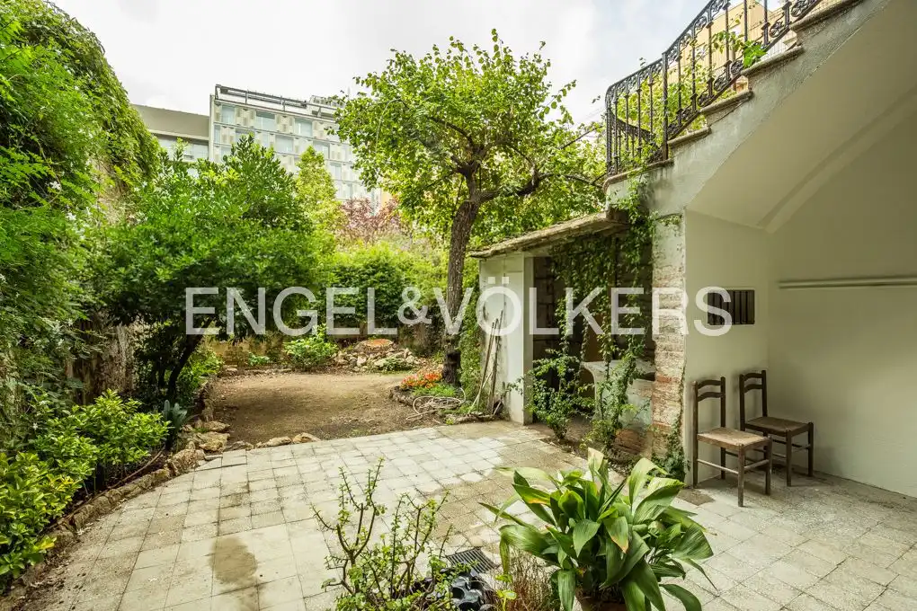 Terraza de Piso de alquiler en Barcelona con Aire acondicionado, Calefacción y Jardín privado