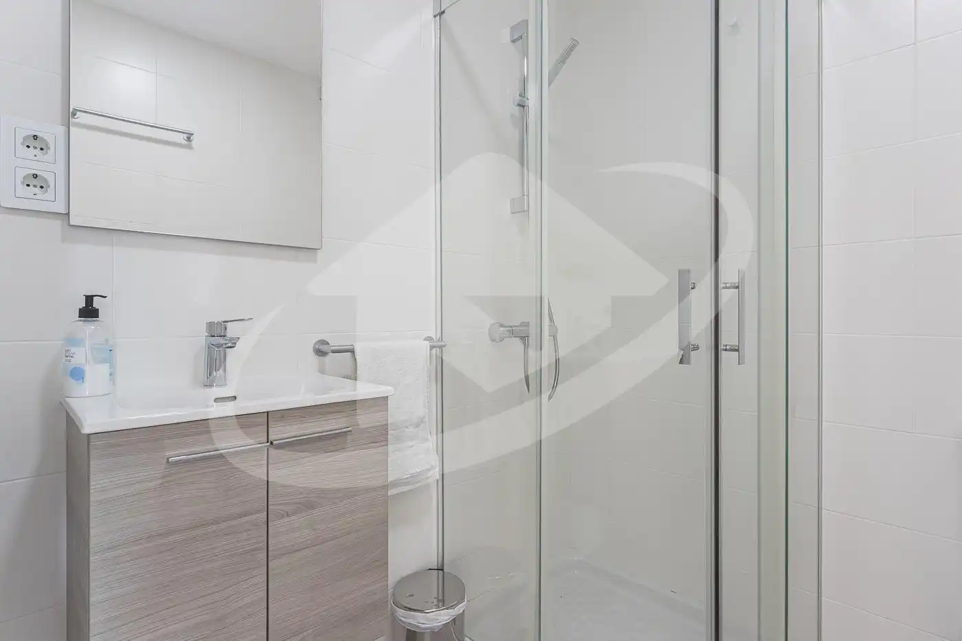 Bathroom of Houses for sale in Sabadell  with Heating, Private garden and Parquet flooring