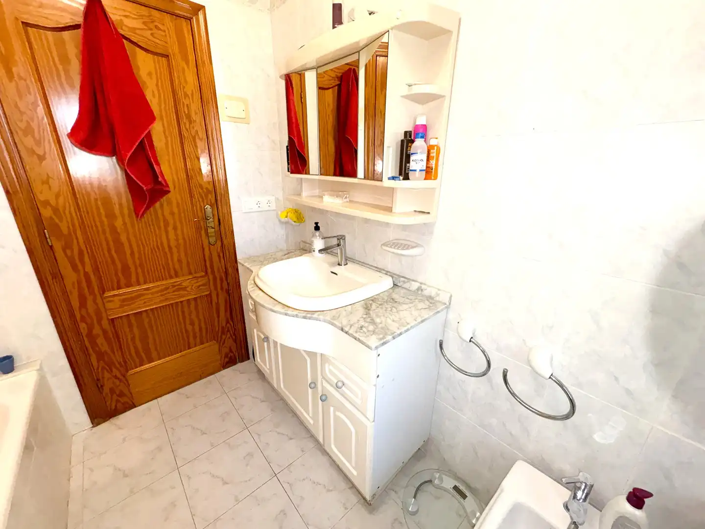 Bathroom of Houses for sale in Dénia  with Air Conditioner, Heating and Private garden