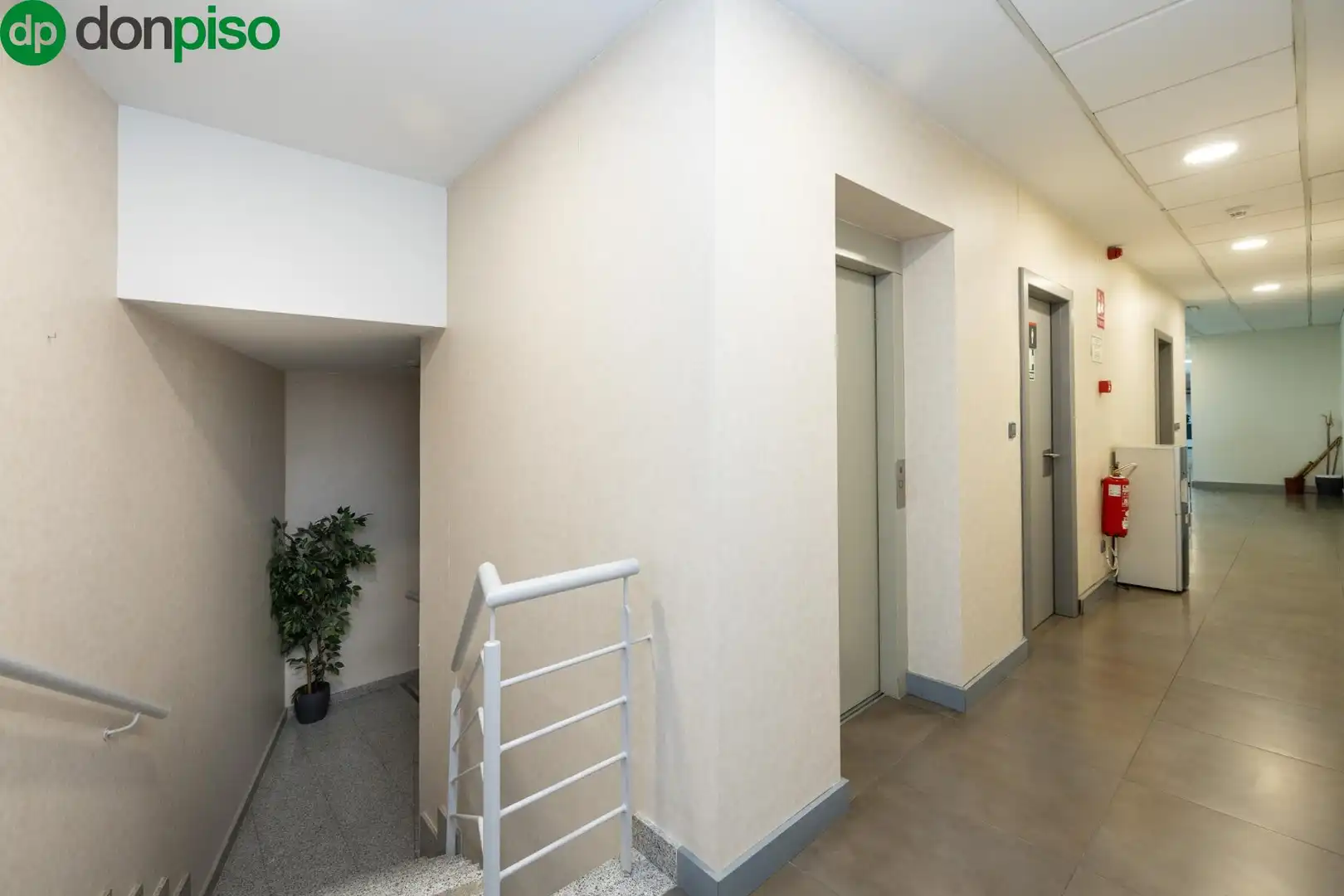 Inmuebles singulares con ascensor en venta en Calle ZARATE, imagen 54