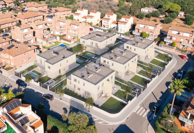 Casa-adosada en Venta en Carrer la Roca, 8 en Jardins de Vilafortuny- Mas d'en Bosch