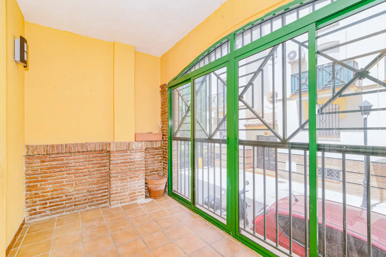 Piso en venta en Ogíjares con Calefacción, Terraza y Trastero