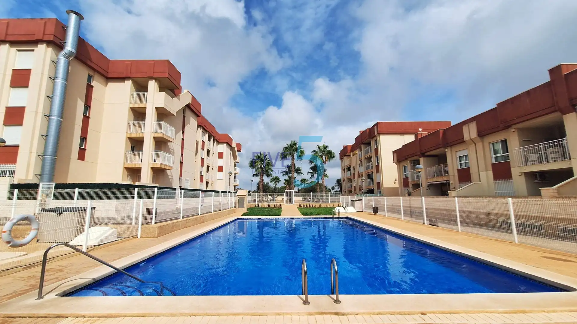 Piso con terraza en venta en Orihuela Costa