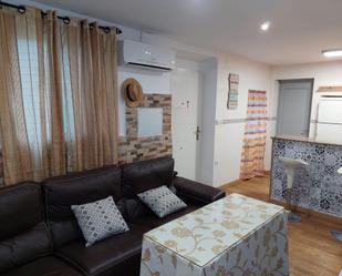 Sala d'estar de Casa adosada de lloguer en  Granada Capital amb Aire condicionat