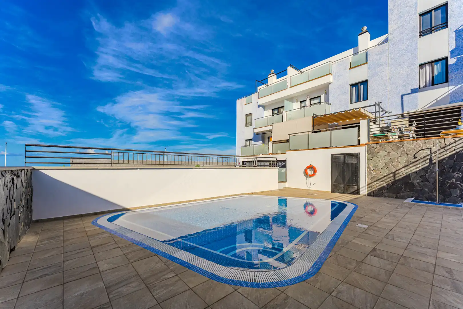 Schwimmbecken von Wohnung zum Verkauf in Adeje mit Klimaanlage, Terrasse und Möbliert