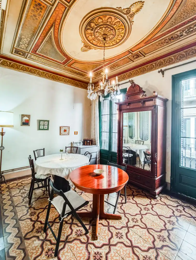 Menjador de Casa adosada en venda en Barcelona amb Calefacció, Jardí privat i Terrassa