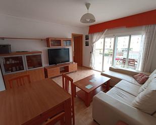 Living room of Flat for sale in Cambrils  with Air Conditioner and Terrace