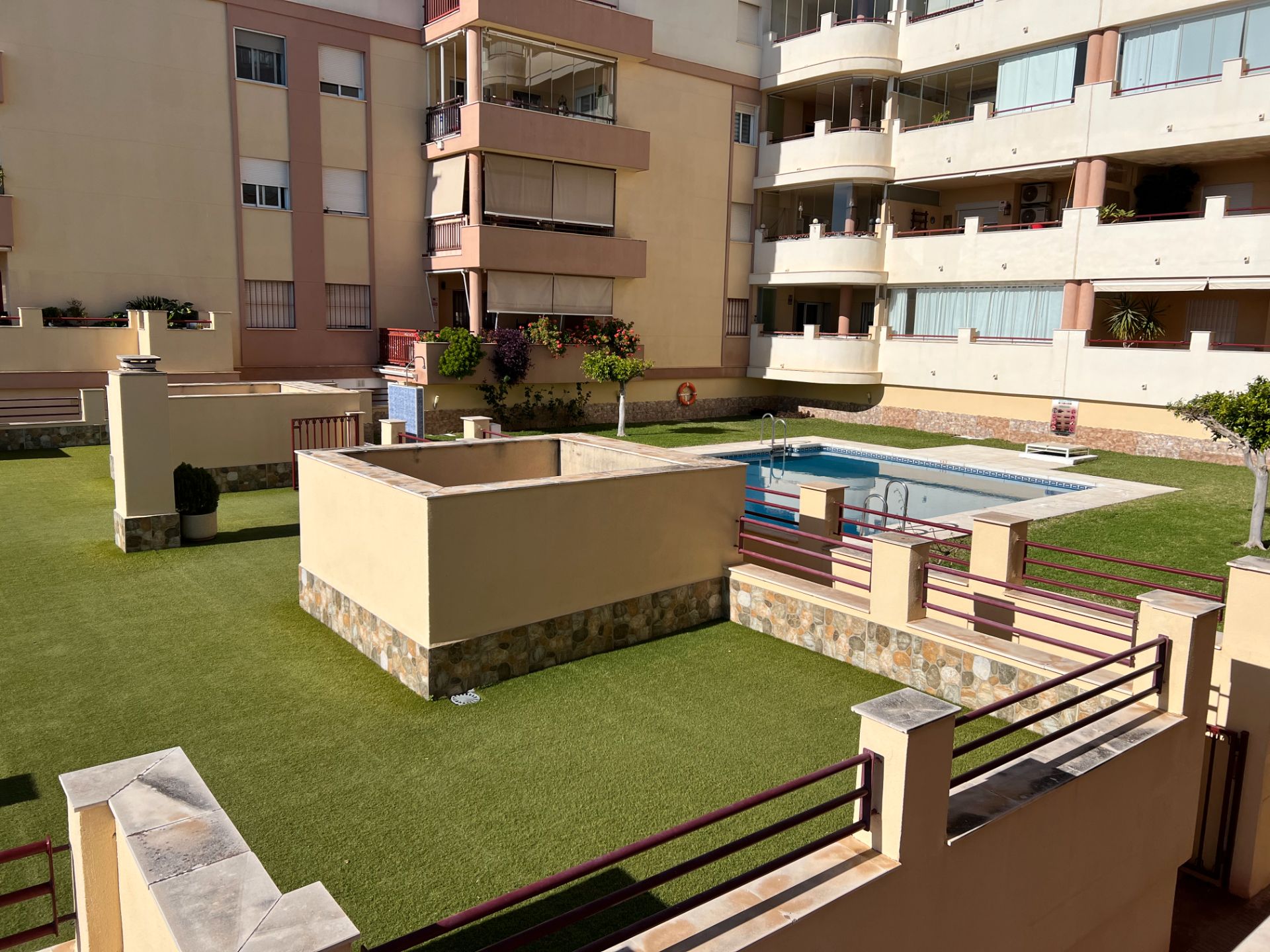 Swimming pool of Flat for sale in Benalmádena  with Air Conditioner, Terrace and Storage room