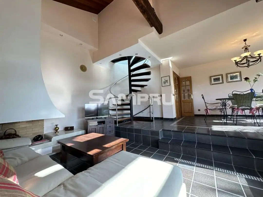 Wohnzimmer von Wohnung zum Verkauf in Legutio mit Heizung, Privatgarten und Terrasse