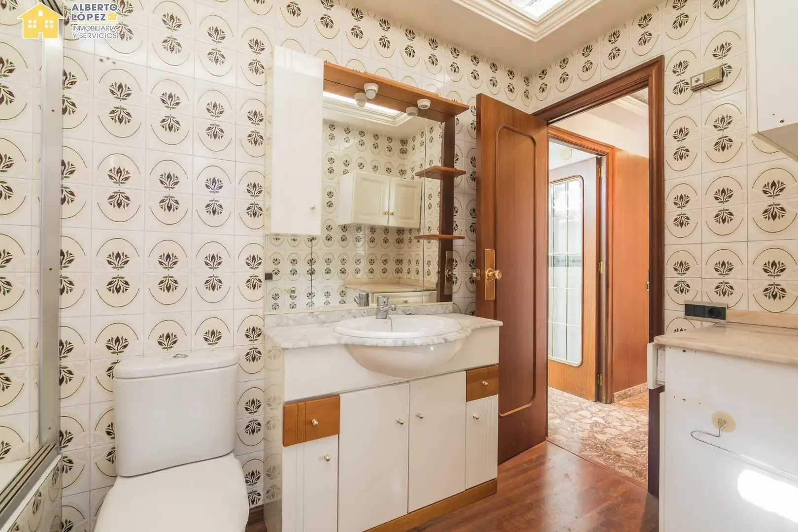 Baño de Ático en venta en Elche / Elx con Terraza y Balcón