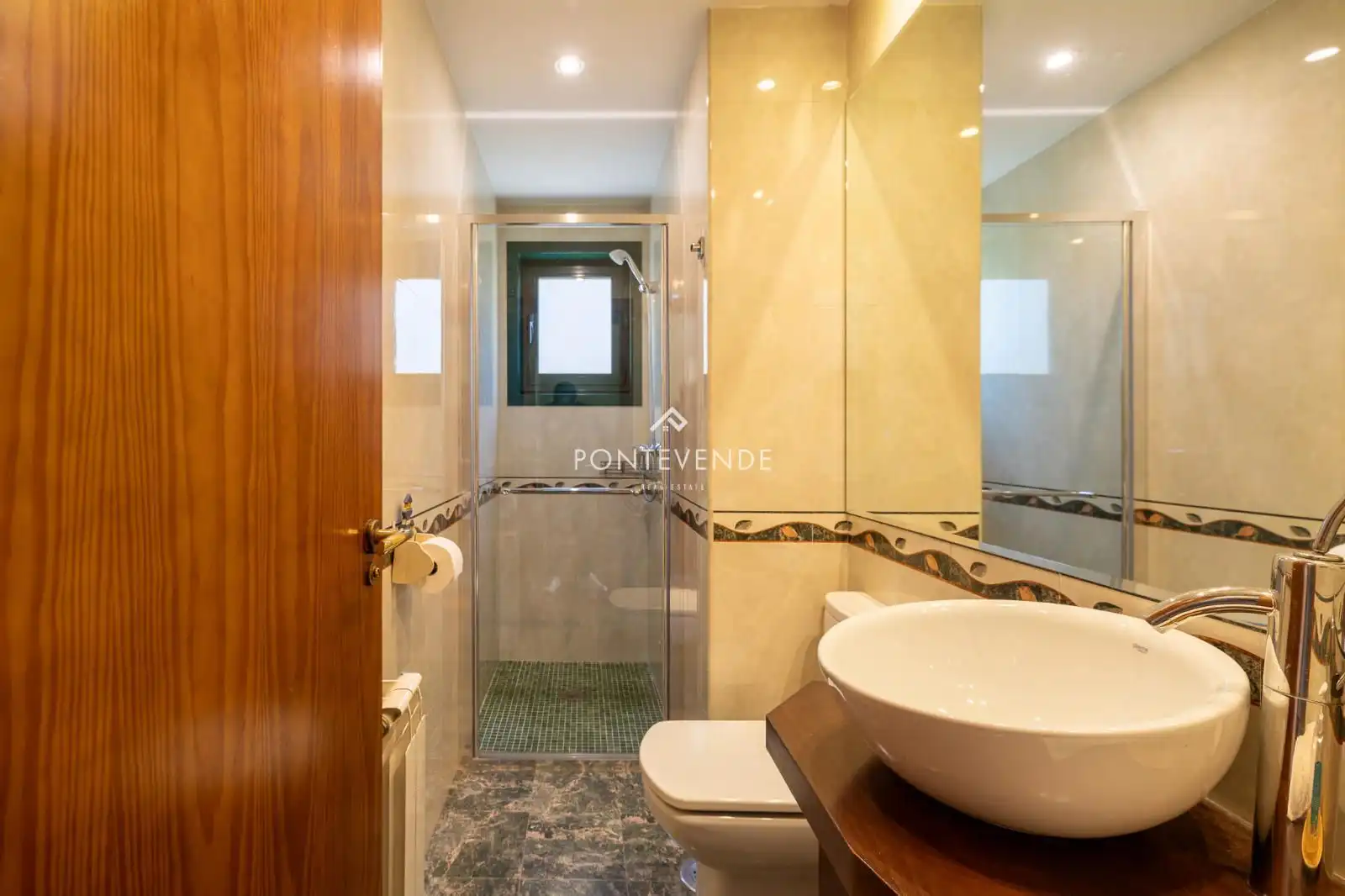 Detached homes for sale in Raposa, 17, Bouzas
