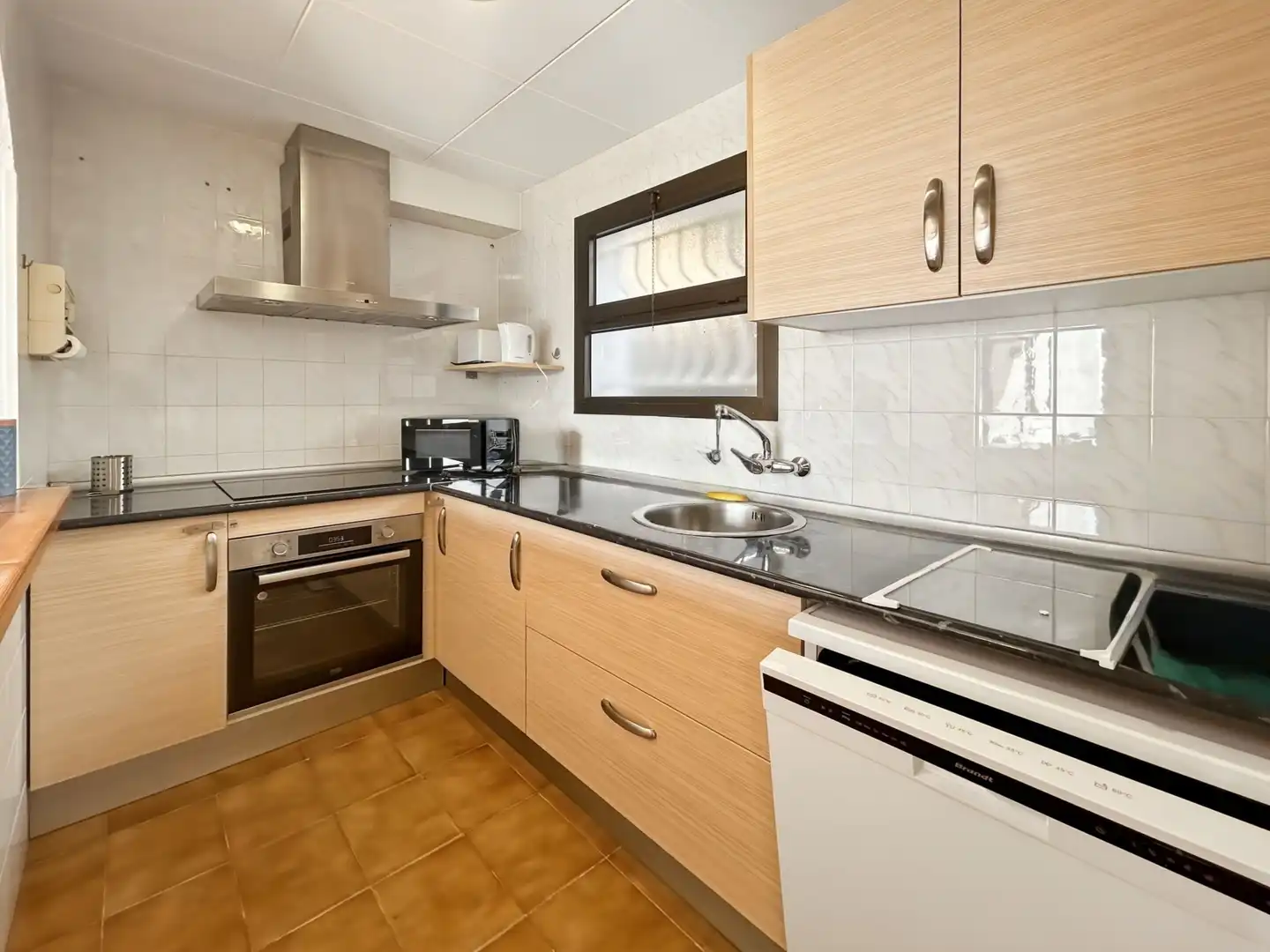 Kitchen of Duplexes for sale in Roses  with Air Conditioner and Heating