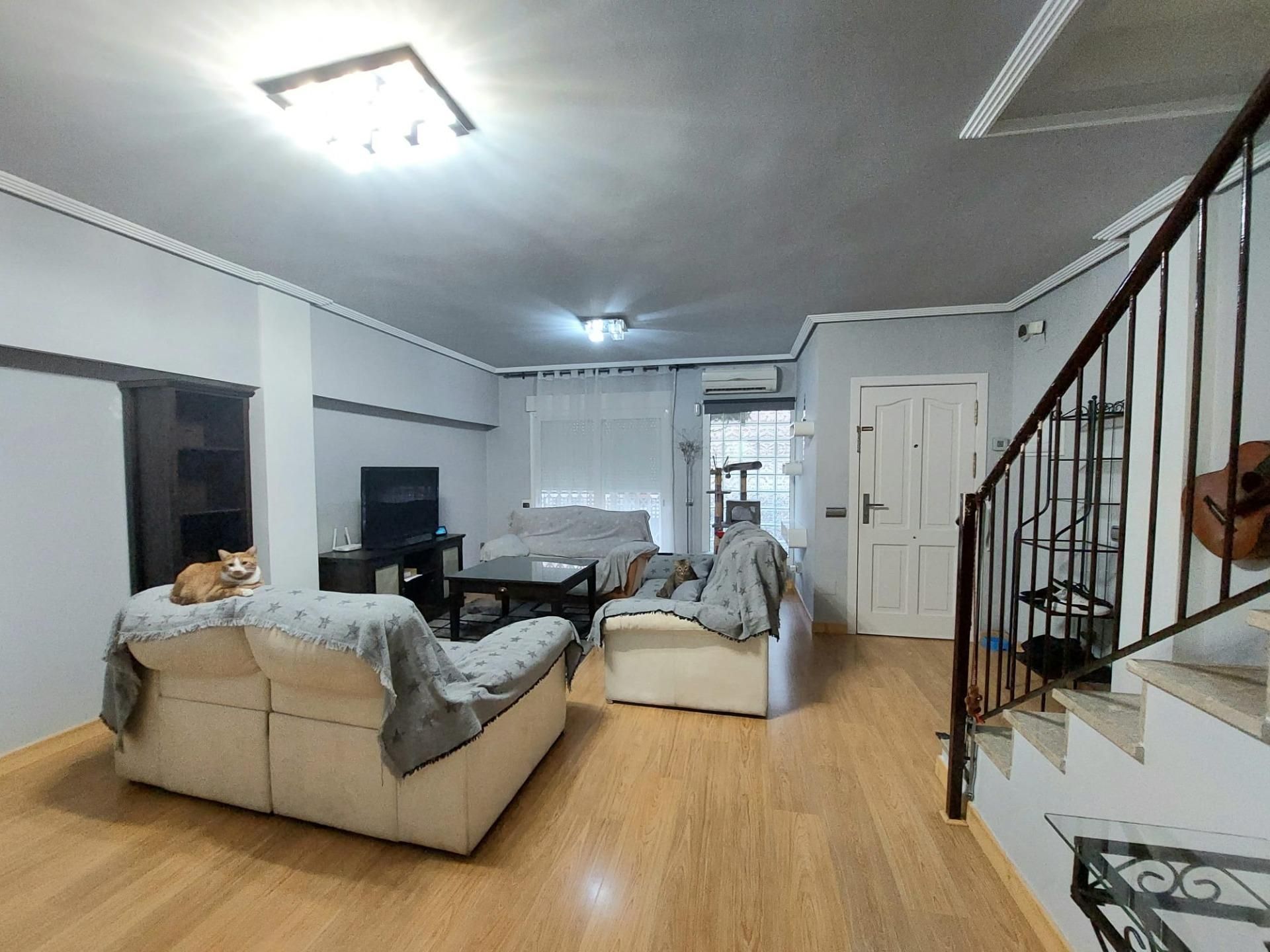 Single-family semi-detached to rent in  Murcia Capital  with Air Conditioner, Heating and Storage room